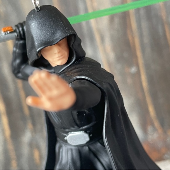 NWT Star Wars, the Mandalorian, a Jedi returns Disney Christmas tree ornament - Picture 6 of 10